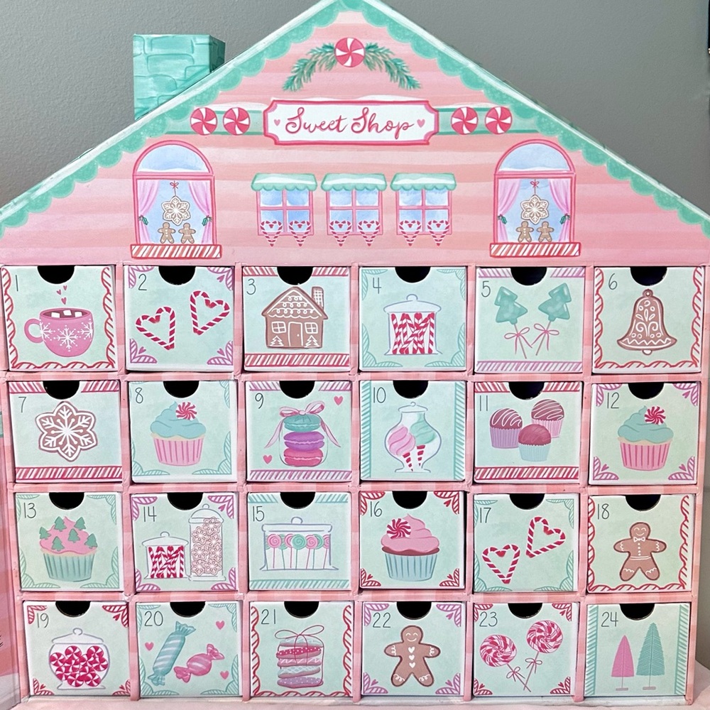 PINK ADVENT CALENDAR | NICOLE MILLER